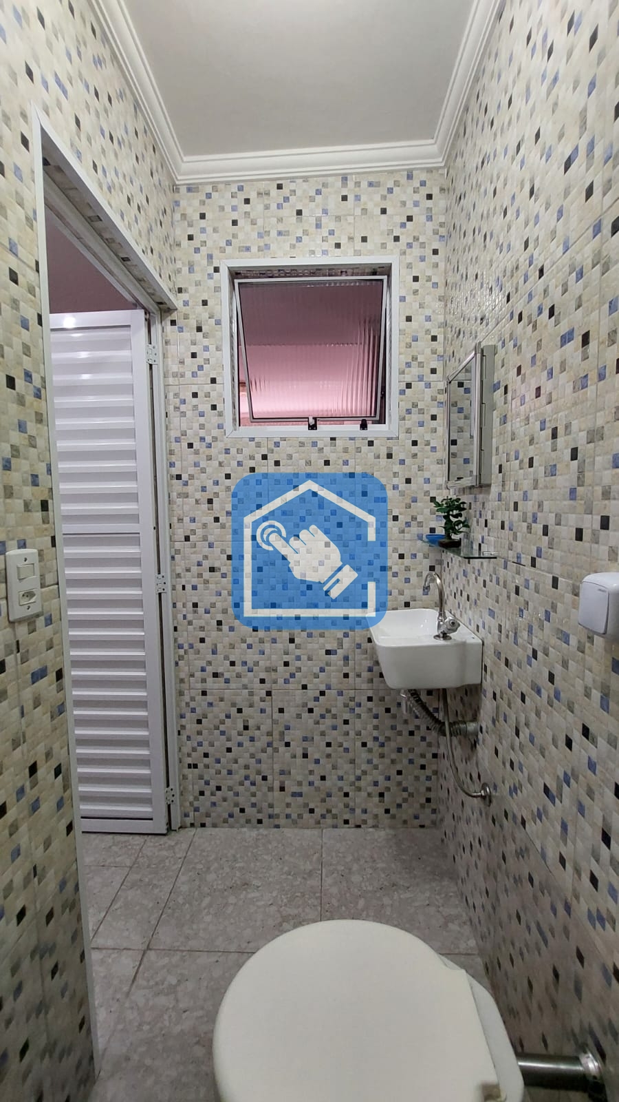 Sobrado à venda com 4 quartos, 200m² - Foto 7